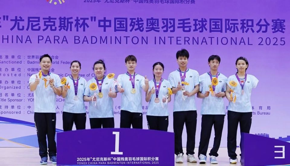 尤其是站立 尤其是站立