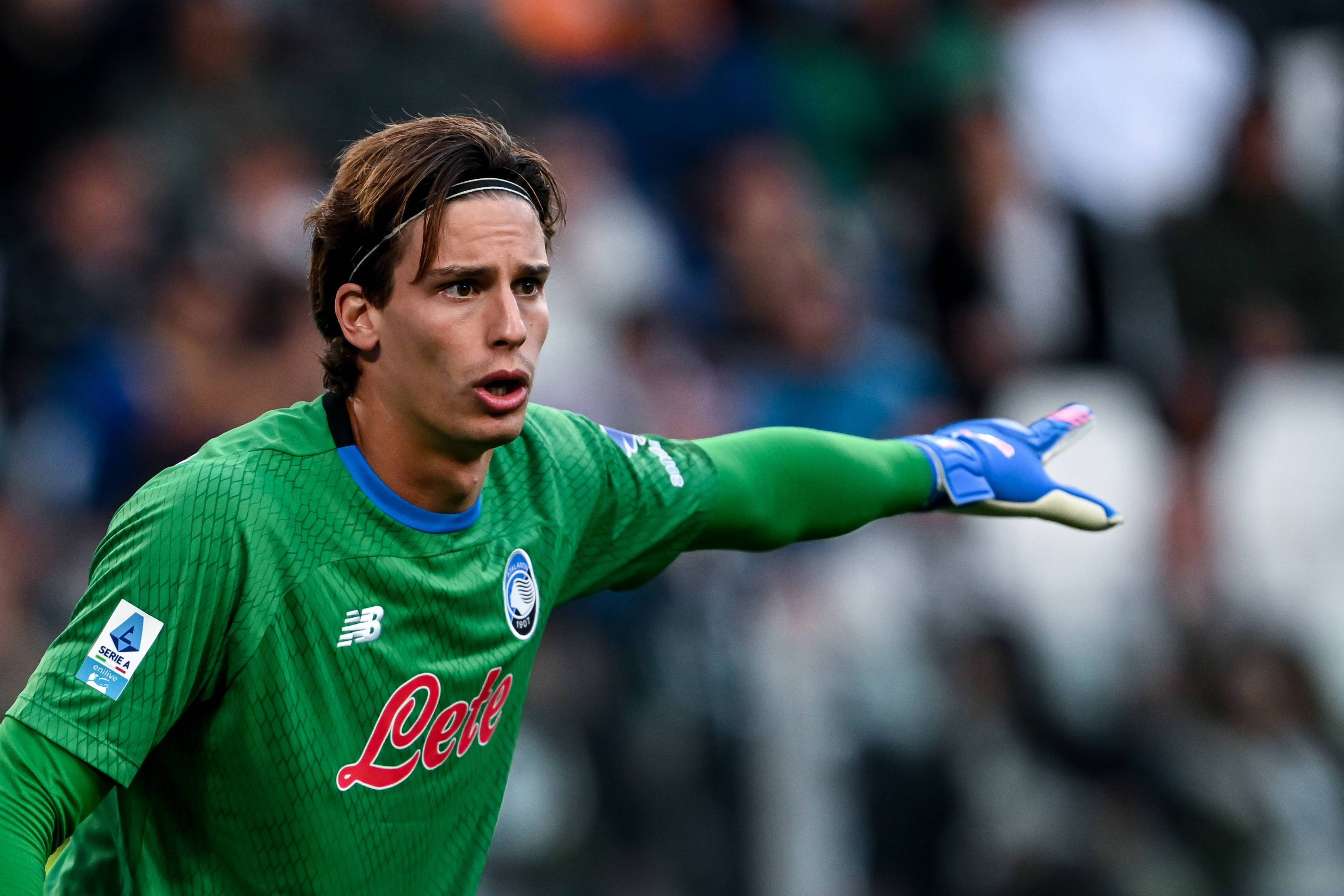 月的国家队 月的国家队