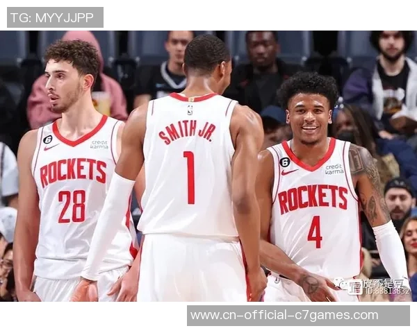 双核+射手破包夹？火箭队新战术出炉：7换1买卖为此而来，乌度卡精明